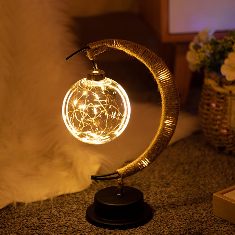 Takraw Handmade Lamp