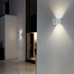 Adjustable Wall Mounted Light